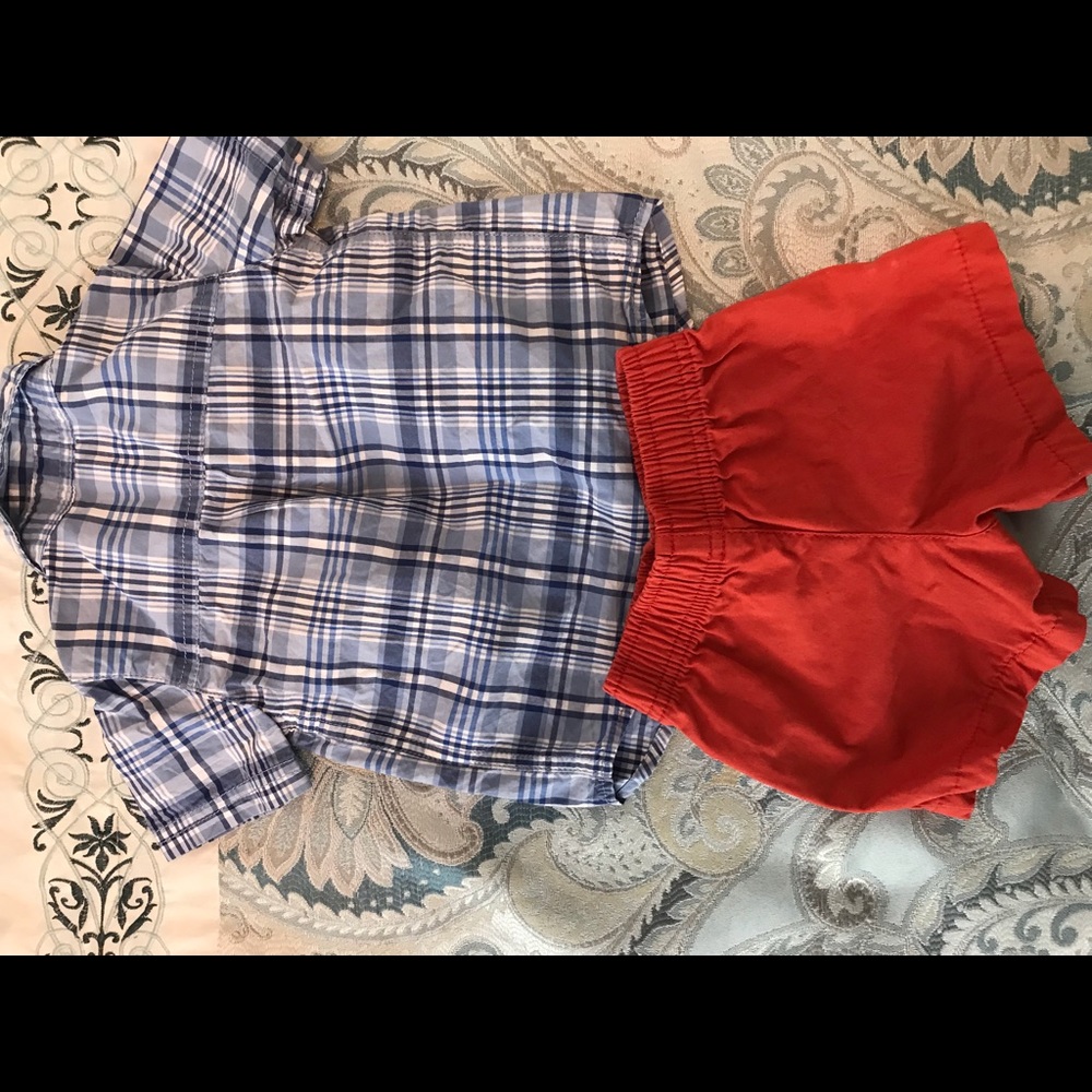 Carter’s 2 piece short set